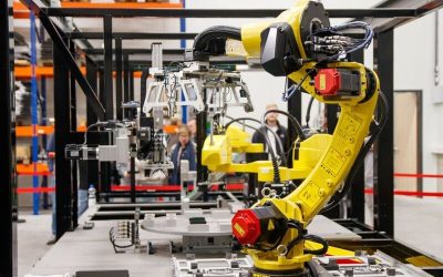 Robot en una fábrica